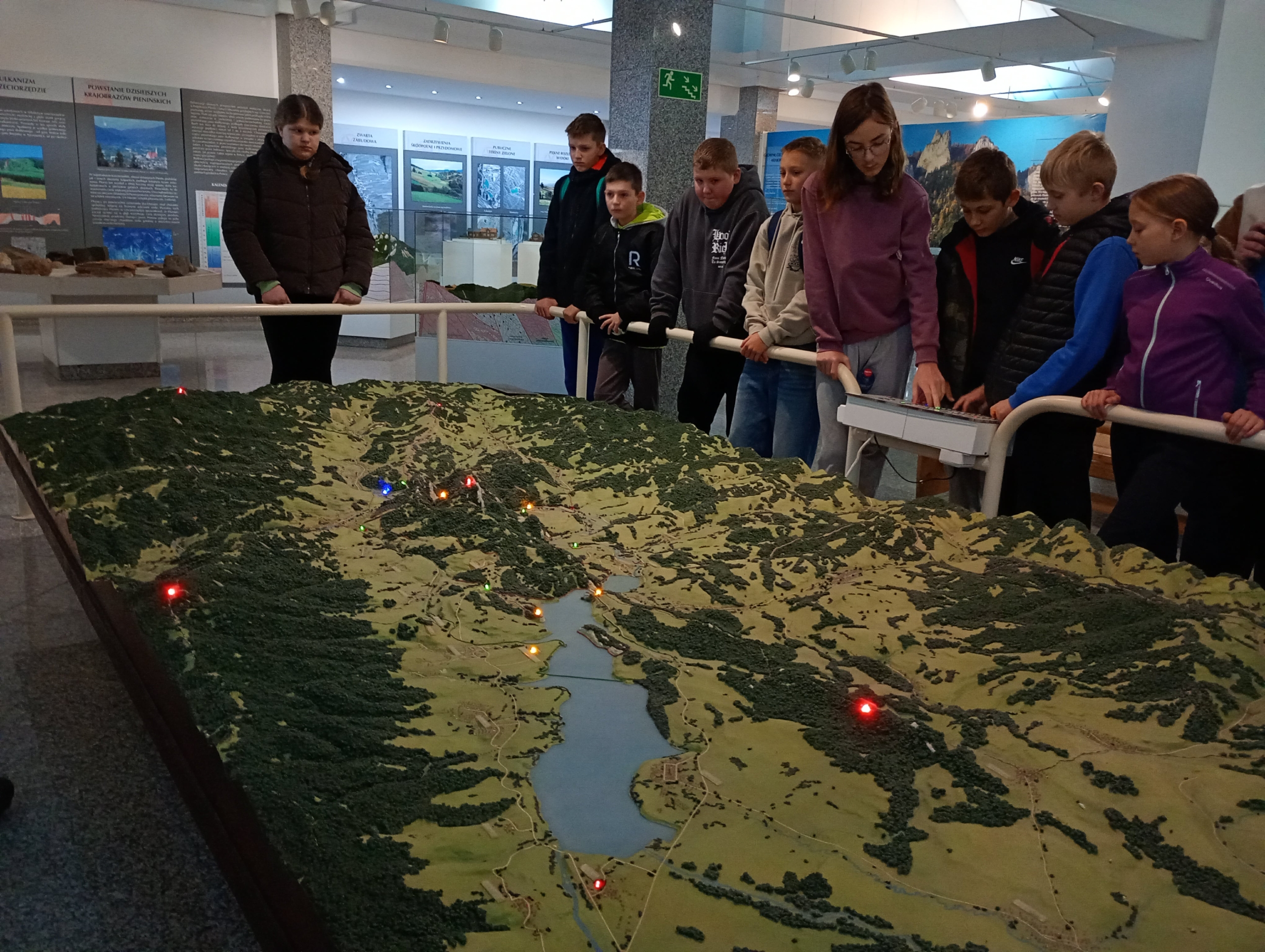 Messenger_creation_465C6969-88ED-45BD-B197-54F4648CB8EA